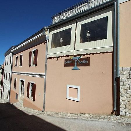 ורסאר Apartments Papilon מראה חיצוני תמונה