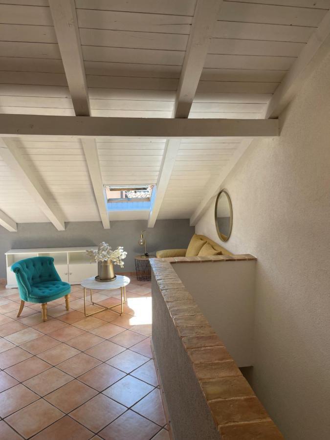 ורסאר Apartments Papilon מראה חיצוני תמונה