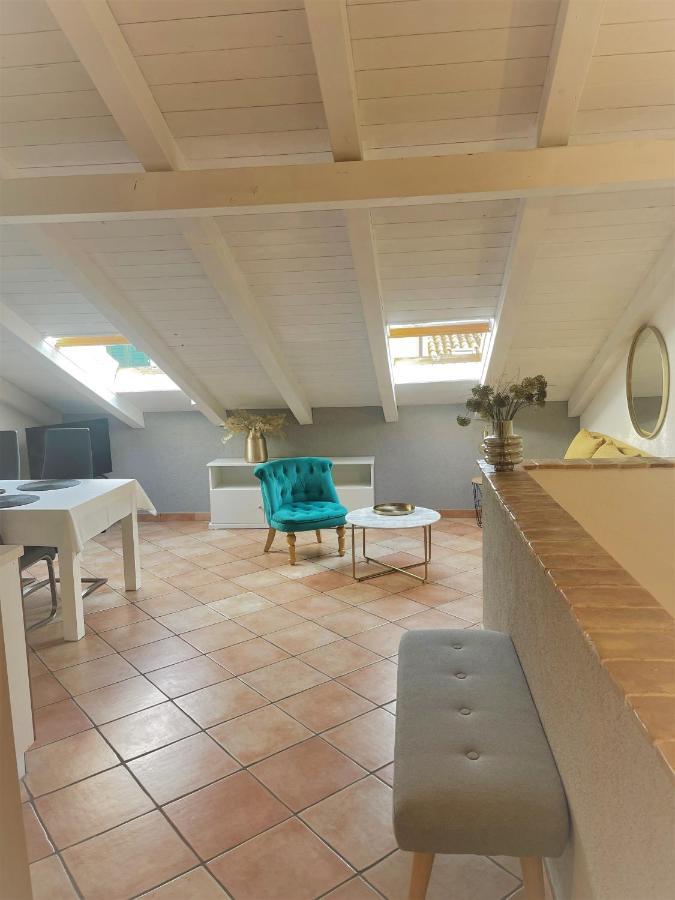 ורסאר Apartments Papilon מראה חיצוני תמונה