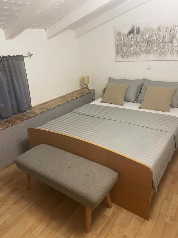 ורסאר Apartments Papilon מראה חיצוני תמונה